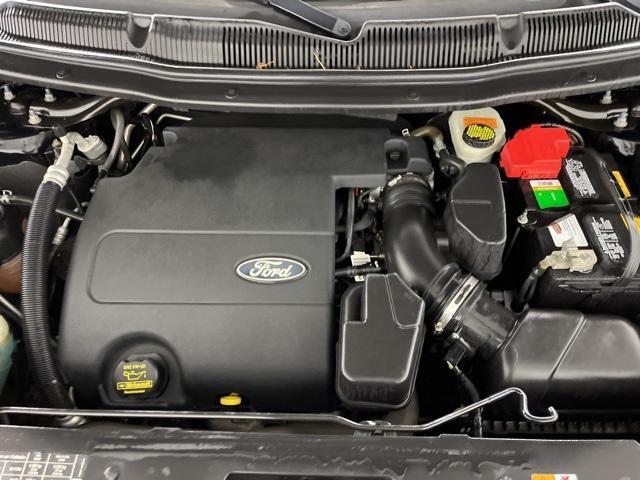 Photo of 2013 Tuxedo Black Metallic Ford Explorer