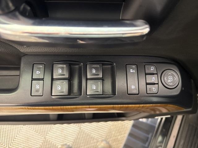 Photo of 2014 Onyx Black GMC Sierra 1500