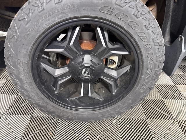 Photo of 2014 Onyx Black GMC Sierra 1500