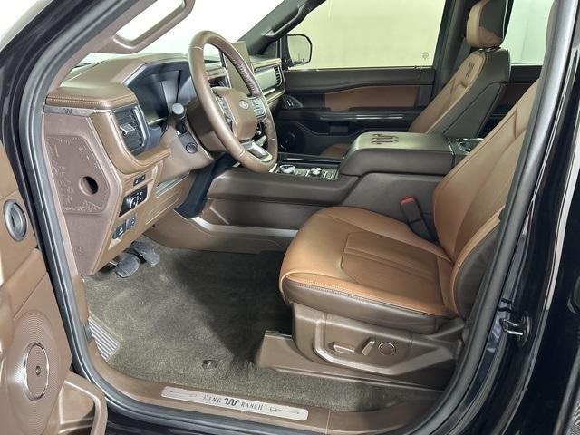 Photo of 2024 Black Metallic Ford Expedition Max