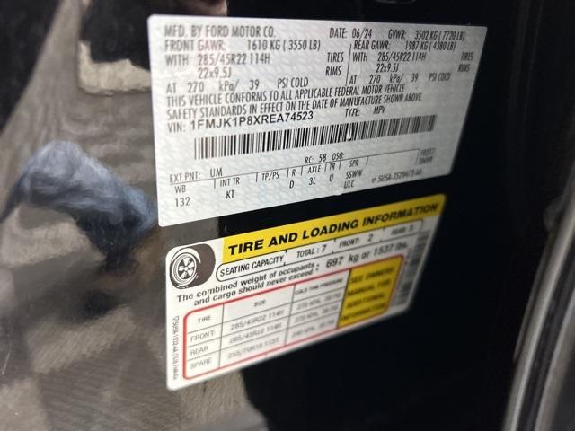 Photo of 2024 Black Metallic Ford Expedition Max