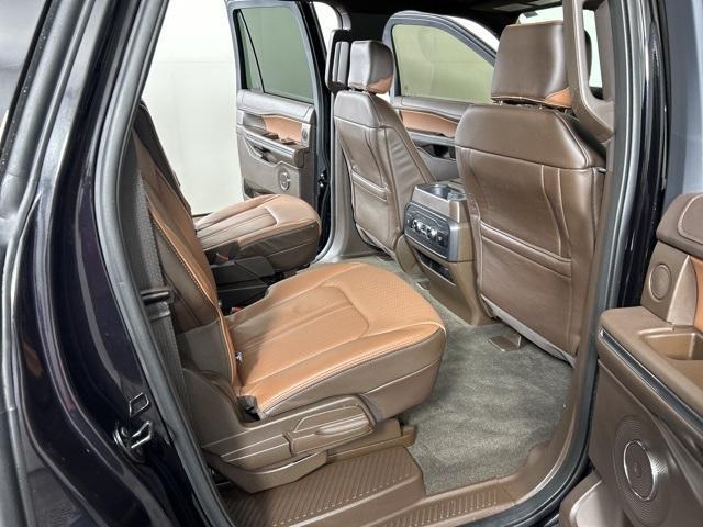 Photo of 2024 Black Metallic Ford Expedition Max