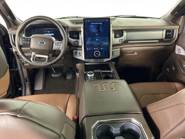 Photo of 2024 Black Metallic Ford Expedition Max
