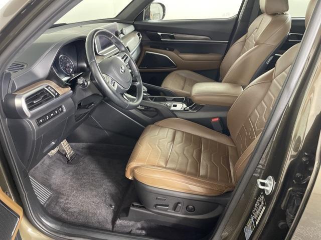 Photo of 2020 Dark Moss Kia Telluride