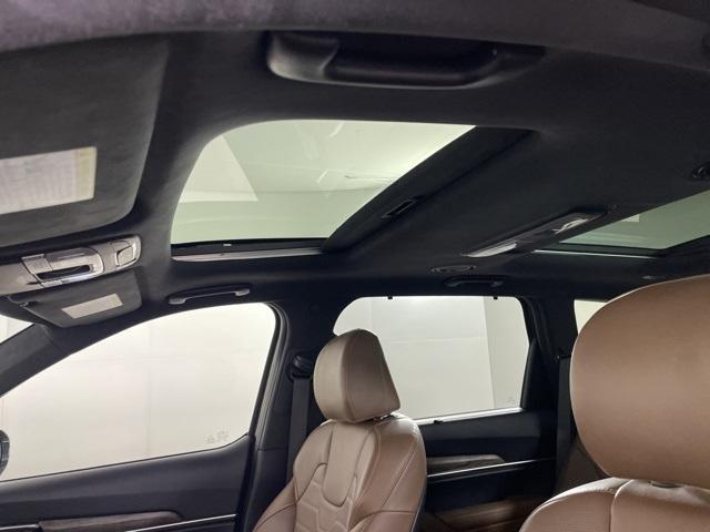 Photo of 2020 Dark Moss Kia Telluride