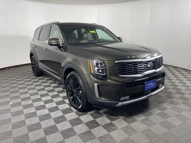 Photo of 2020 Dark Moss Kia Telluride