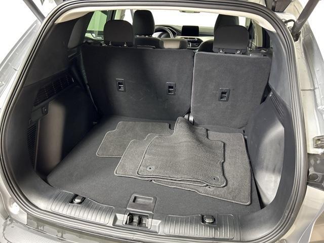 Photo of 2021 Iconic Silver Metallic Ford Escape