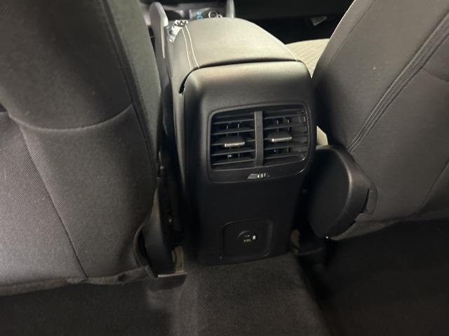 Photo of 2021 Iconic Silver Metallic Ford Escape