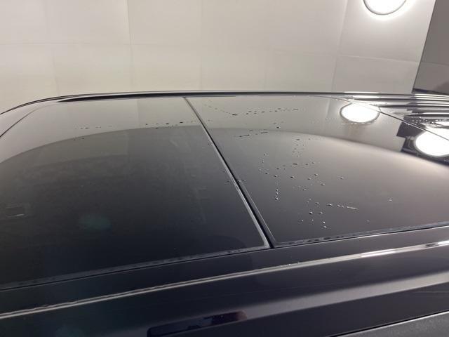 Photo of 2022 Agate Black Metallic Ford Explorer