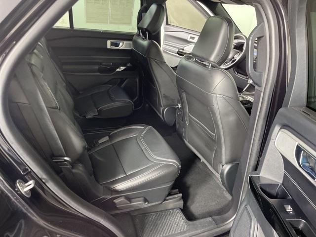 Photo of 2022 Agate Black Metallic Ford Explorer