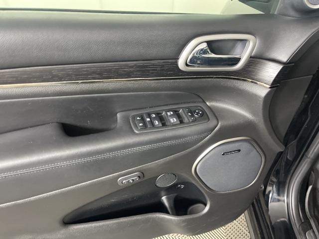 Photo of 2018 Diamond Black Jeep Grand Cherokee