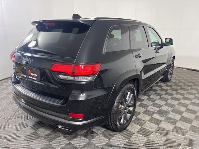 Photo of 2018 Diamond Black Jeep Grand Cherokee