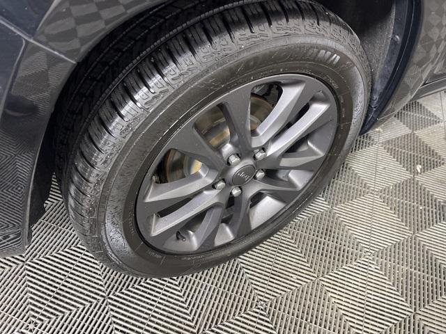 Photo of 2018 Diamond Black Jeep Grand Cherokee