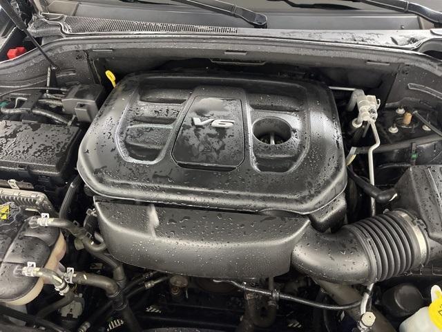 Photo of 2018 Diamond Black Jeep Grand Cherokee