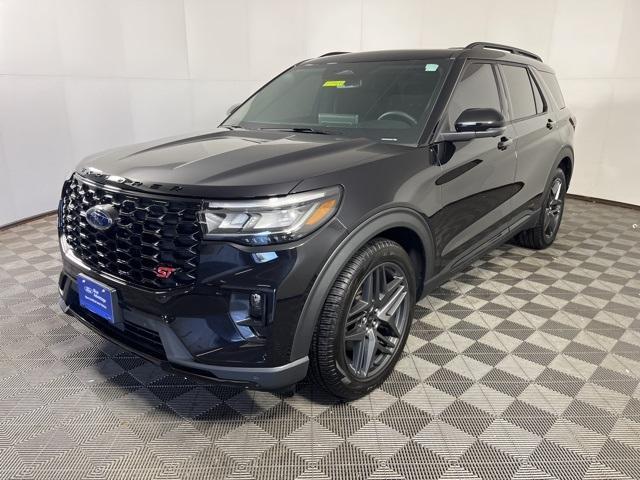 Photo of 2025 Agate Black Metallic Ford Explorer