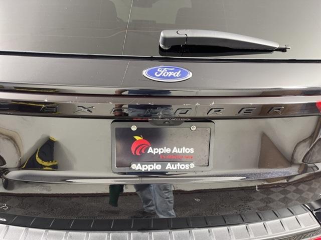 Photo of 2025 Agate Black Metallic Ford Explorer