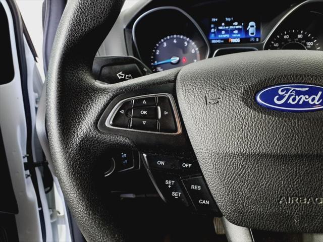 Photo of 2018 Oxford White Ford Focus