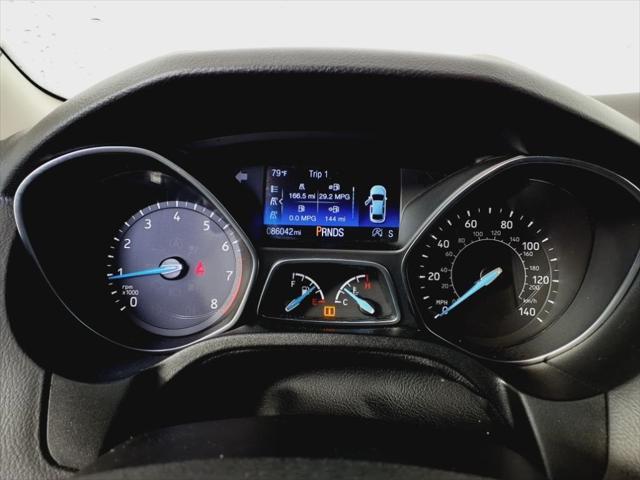 Photo of 2018 Oxford White Ford Focus