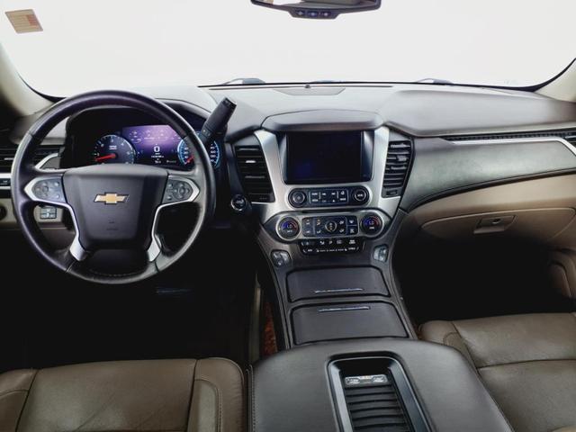 Photo of 2016 Summit White Chevrolet Suburban