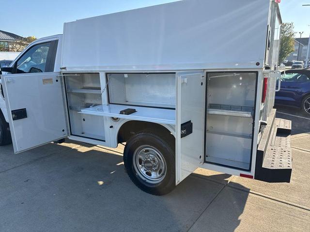 Photo of 2020 Oxford White Ford F-250