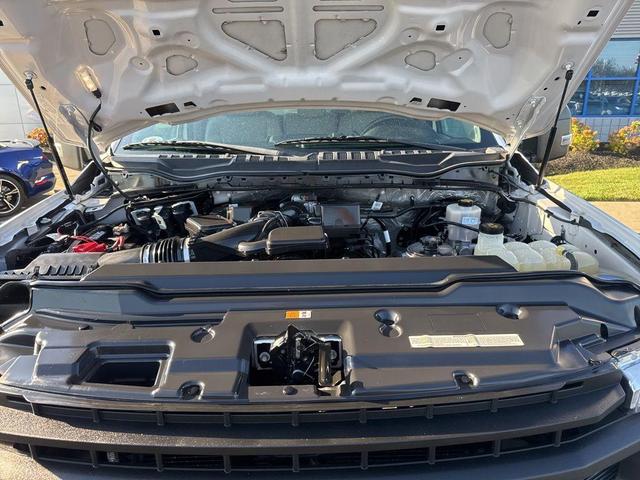 Photo of 2020 Oxford White Ford F-250