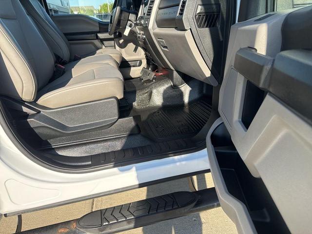 Photo of 2020 Oxford White Ford F-250