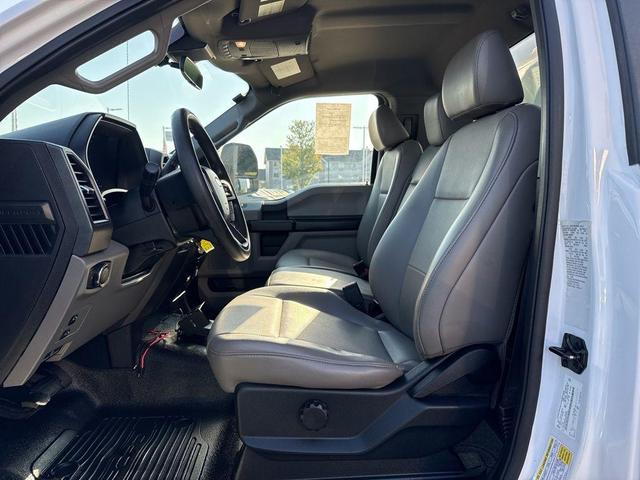 Photo of 2020 Oxford White Ford F-250