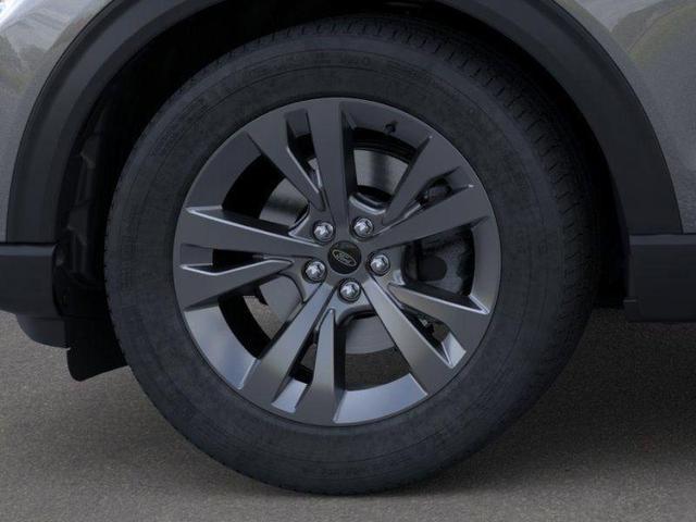 Photo of 2025 Carbonized Gray Metallic Ford Explorer