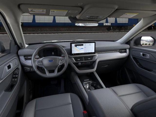 Photo of 2025 Carbonized Gray Metallic Ford Explorer