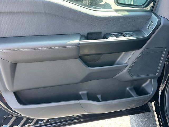 Photo of 2025 Agate Black Metallic Ford F-150