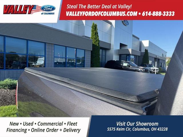 Photo of 2015 Granite Crystal Clearcoat Metallic RAM 1500