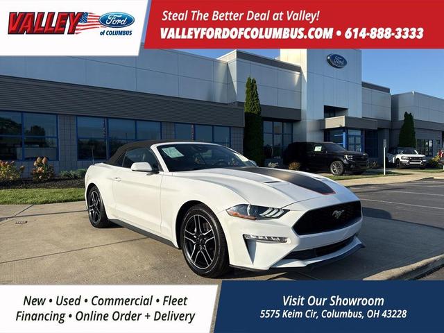 Photo of 2023 Oxford White Ford Mustang