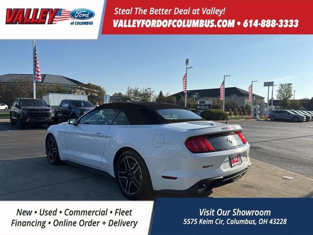 Photo of 2023 Oxford White Ford Mustang