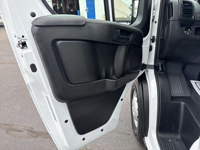 Photo of 2023 Bright White Clearcoat RAM ProMaster 3500