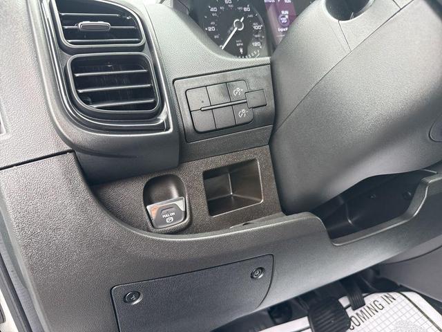 Photo of 2023 Bright White Clearcoat RAM ProMaster 3500