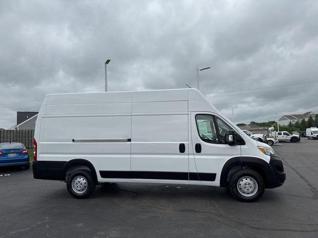Photo of 2023 Bright White Clearcoat RAM ProMaster 3500