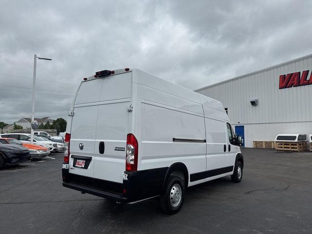 Photo of 2023 Bright White Clearcoat RAM ProMaster 3500