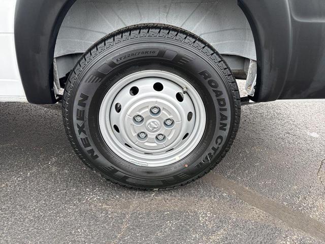 Photo of 2023 Bright White Clearcoat RAM ProMaster 3500