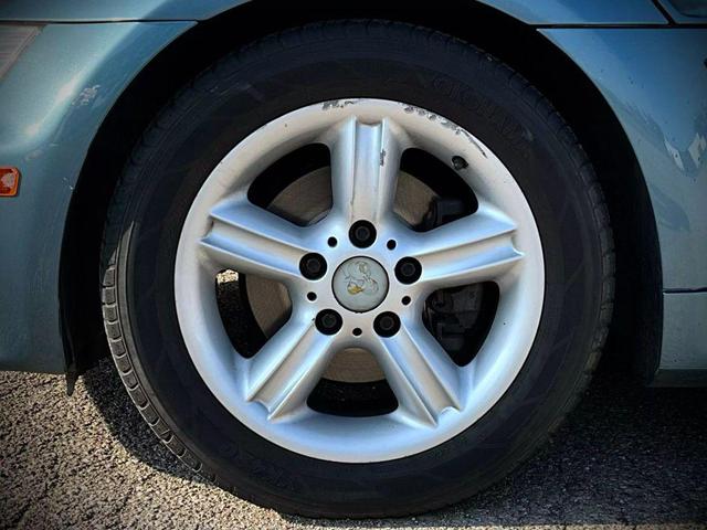 Photo of 2000 Blue BMW Z3