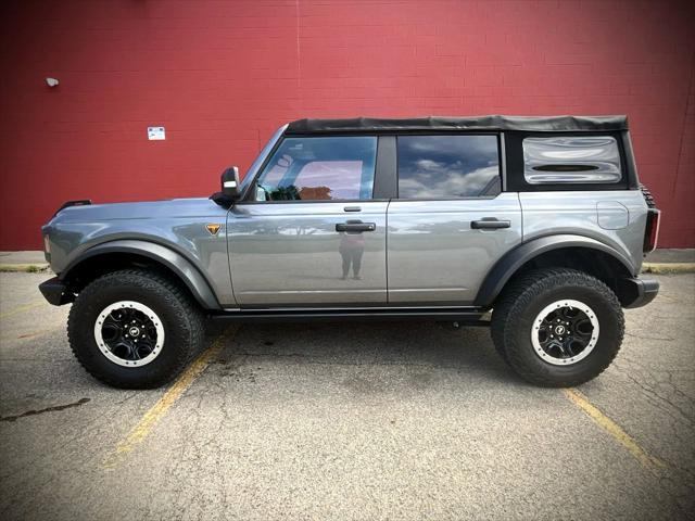 Photo of 2021 Gray Ford Bronco