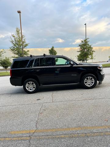 Photo of 2015 black Chevrolet Tahoe