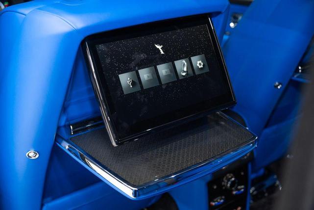 Photo of 2025 Black Rolls-Royce Cullinan