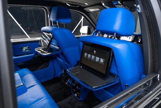 Photo of 2025 Black Rolls-Royce Cullinan