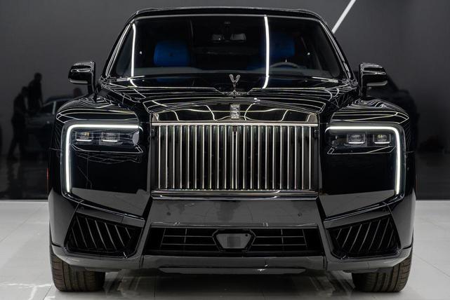 Photo of 2025 Black Rolls-Royce Cullinan