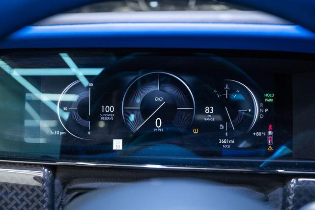 Photo of 2025 Black Rolls-Royce Cullinan