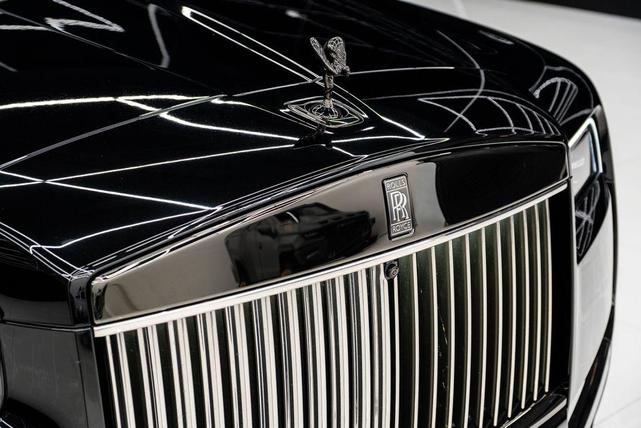 Photo of 2025 Black Rolls-Royce Cullinan