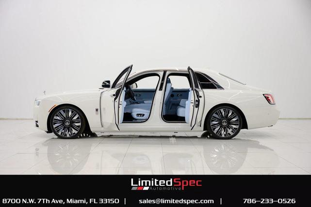 Photo of 2025 White Rolls-Royce Ghost