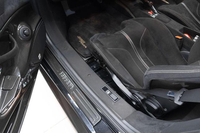Photo of 2019 Black Ferrari 488 Pista