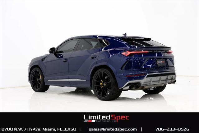 Photo of 2020 Blue Lamborghini Urus