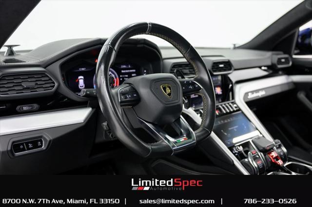Photo of 2020 Blue Lamborghini Urus